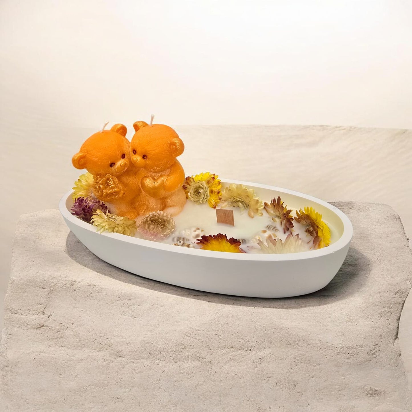 Teddy bear spa soy wax candle in Jesmonite boat with dried flowers — Sweety Botanica UAE